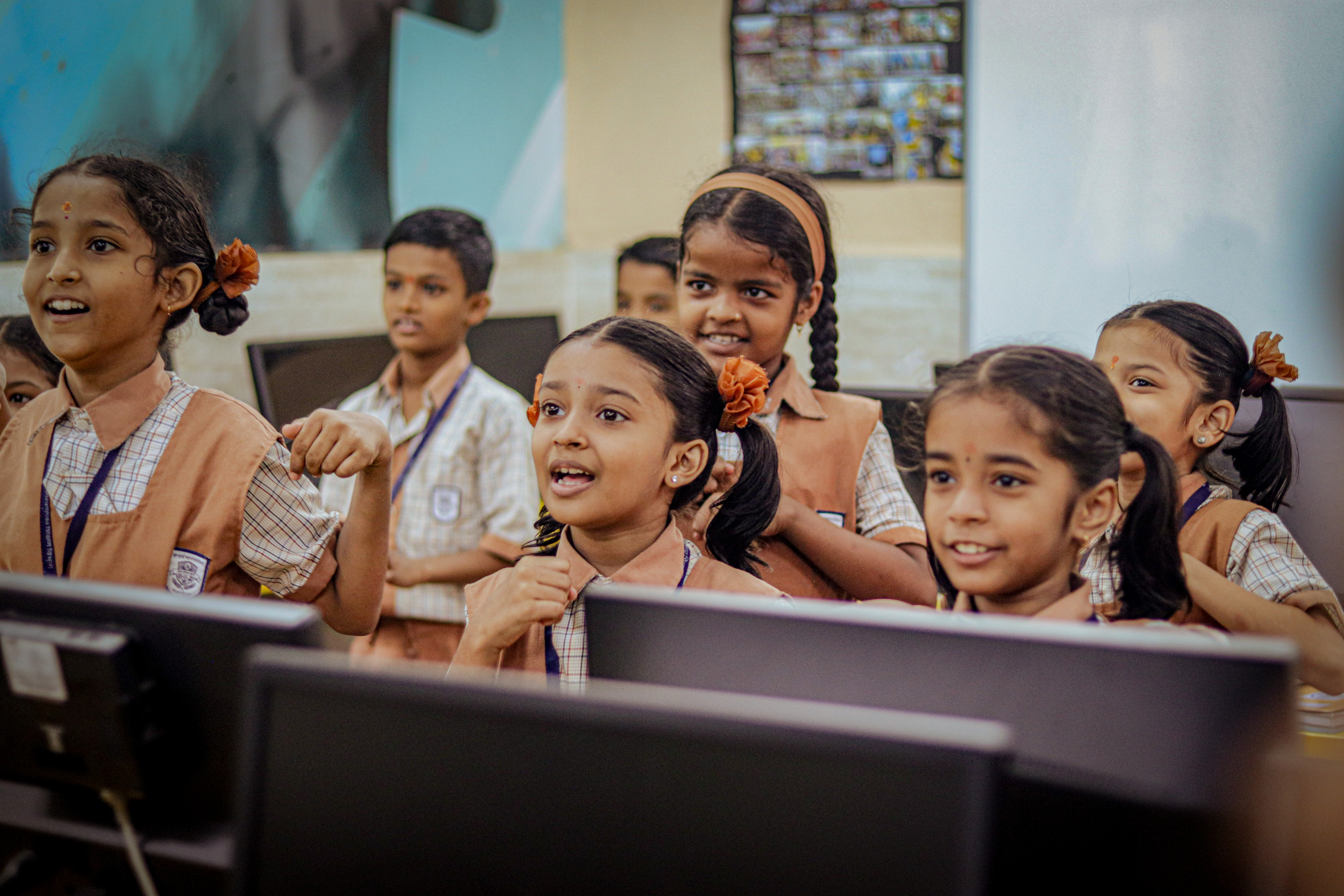 Students learning and impact in school classroom