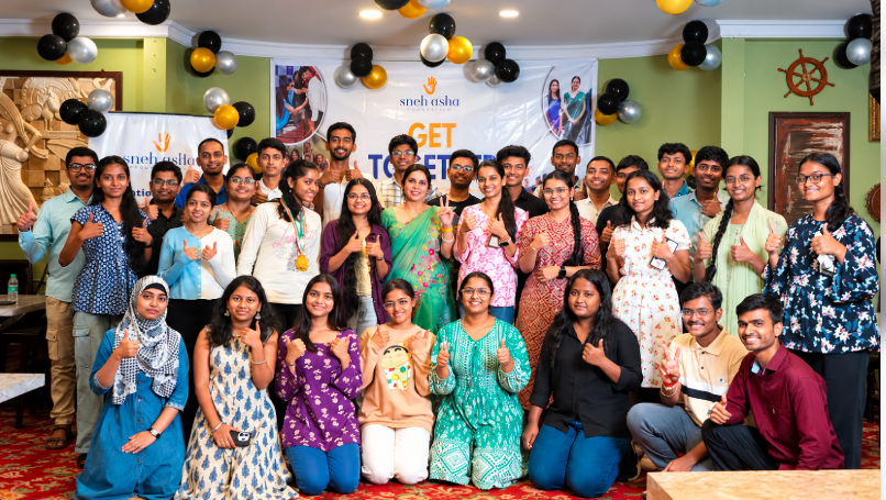 Sneh Asha Foundation youth scholars and students get together